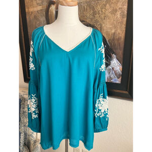 Women's Sundance Teal Floral Embroidered Blouse Size M